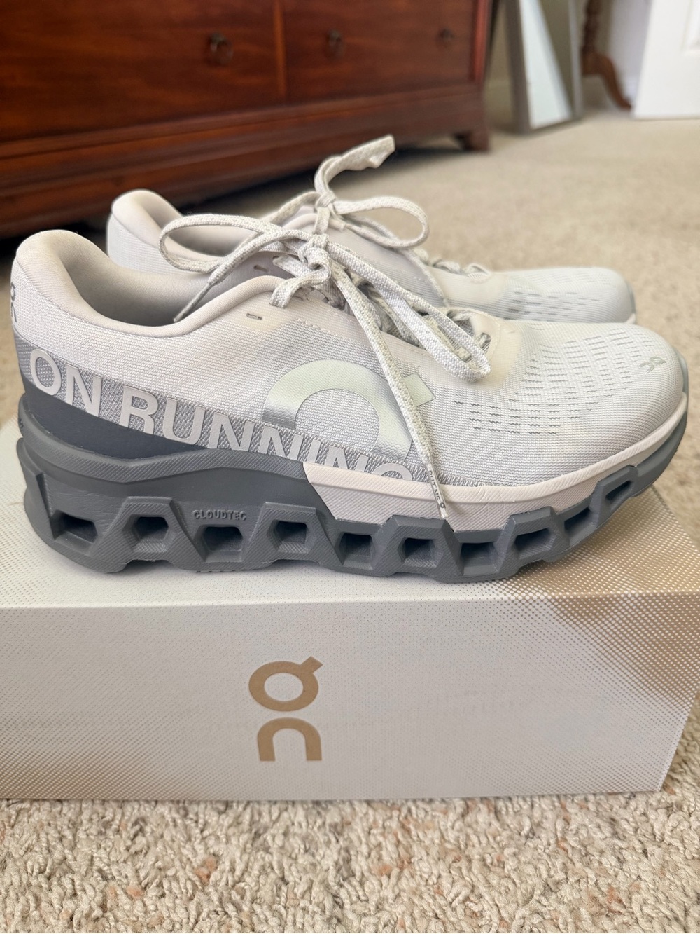 On Running Cloudmonster 2  Running Shoes